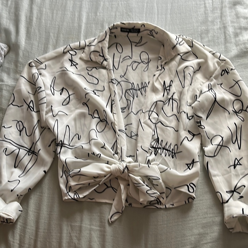Graphic Blouse